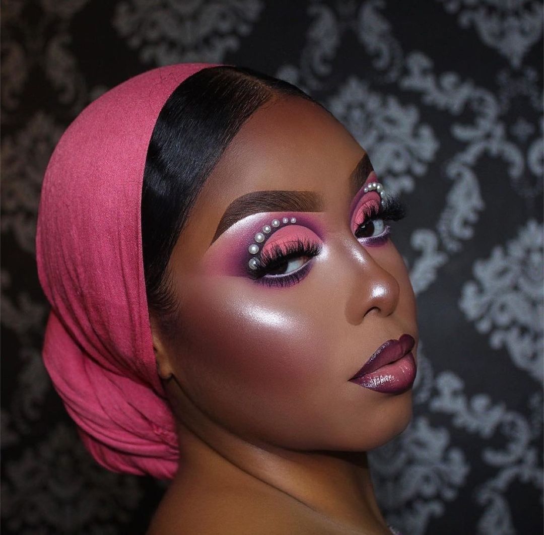 Spring Into Spring With Soft Pastel Makeup Looks